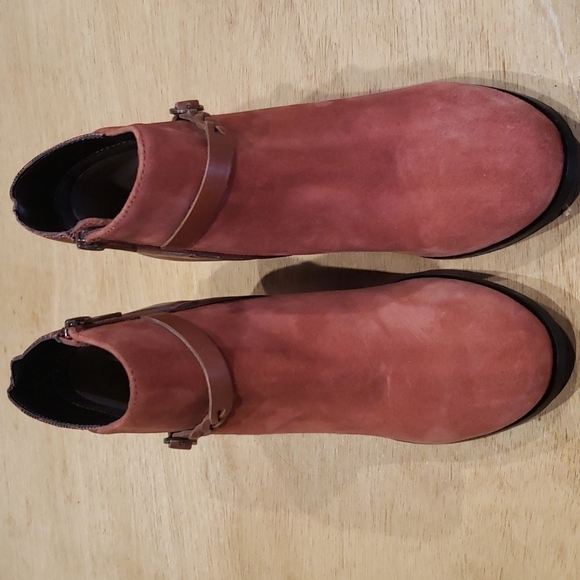 DIBA Orange Booties Nwot - Picture 3 of 9